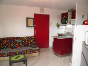 Appartement 2 pièces, tennis, parking, proche plage - FR-1-338-13